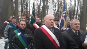 zdjęcia z ceremonii pogrzebowej Józefa Wróbel PZHGP Limanowa 2
